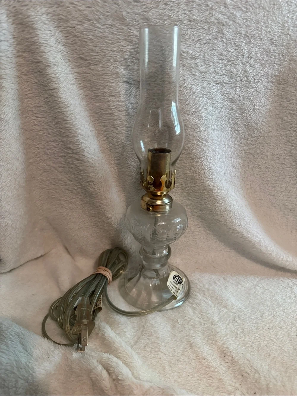 Vintage Clear Glass Electric Hurricane Lamp - Shanghai Union F12286